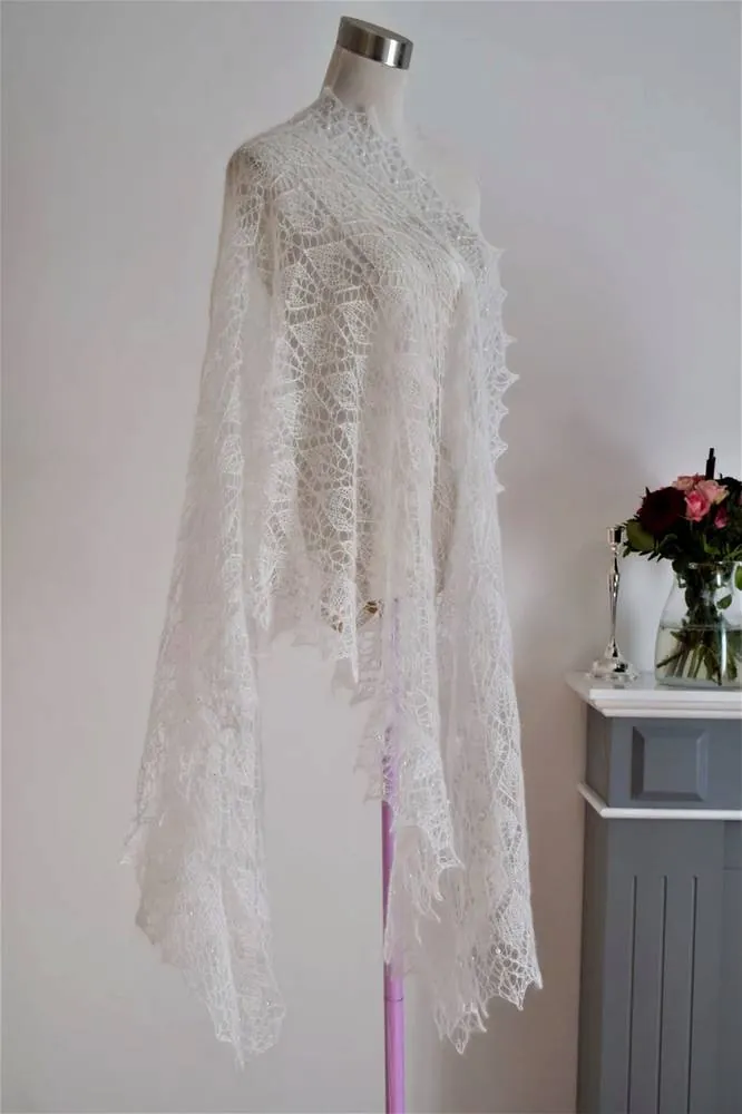 Châle dentelle "Petit rombe blanc" en kid mohair blanc sur soie