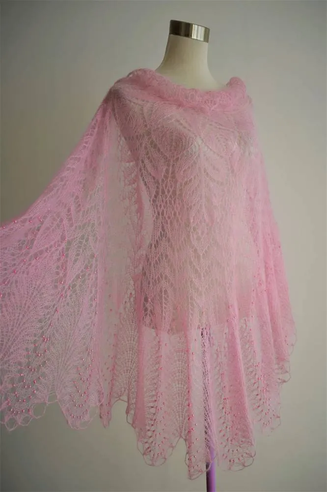 Châle "Iseut" tricoté en kid mohair sur soie en couleur rose