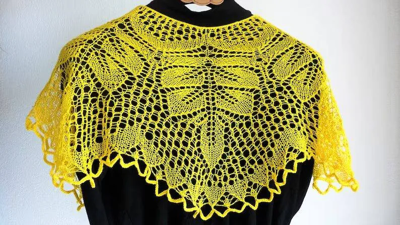 Châle "Aventure", tricoté en coton jaune