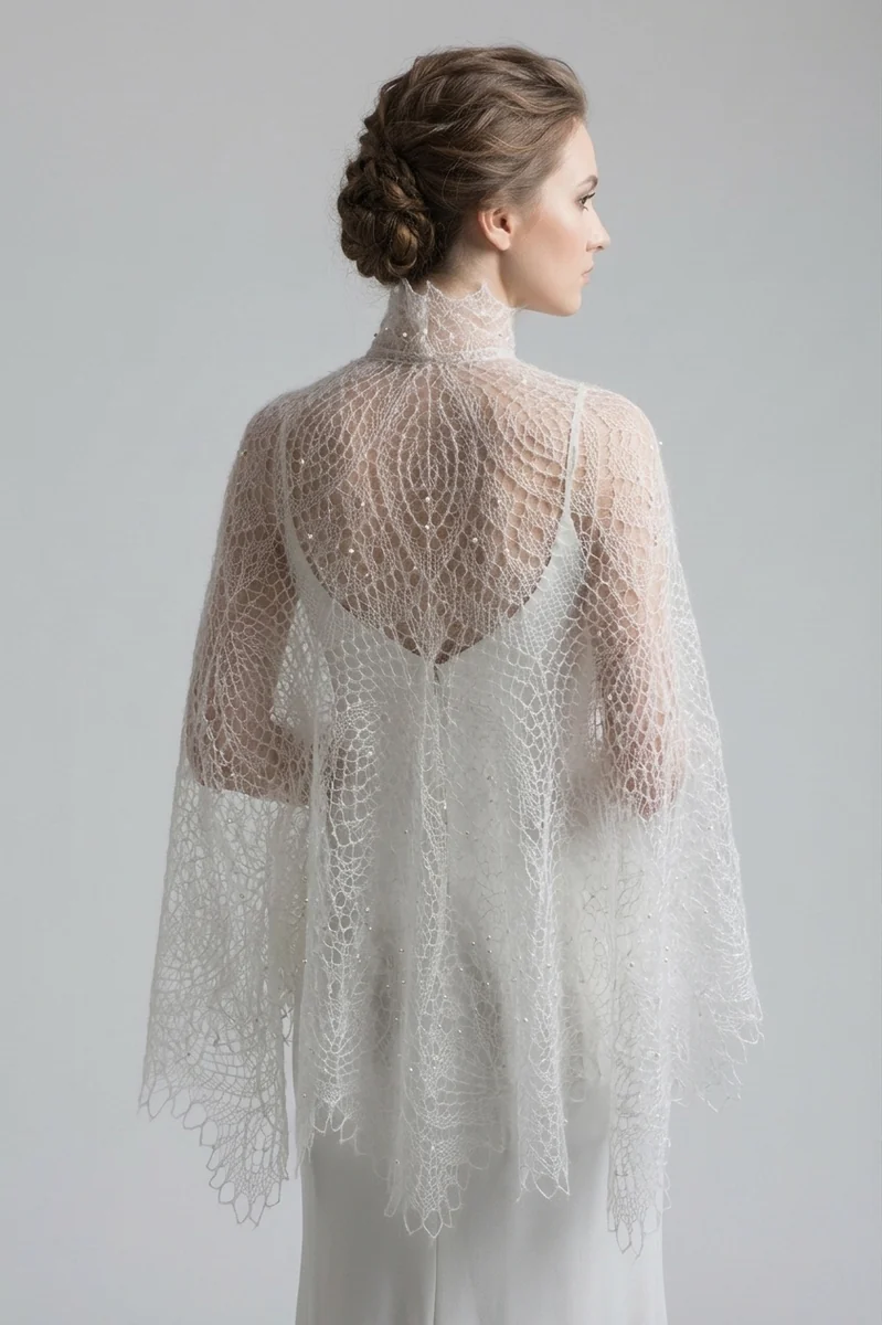 Châle "Anna Cute" en kid mohair blanc sur soie et perles blanches